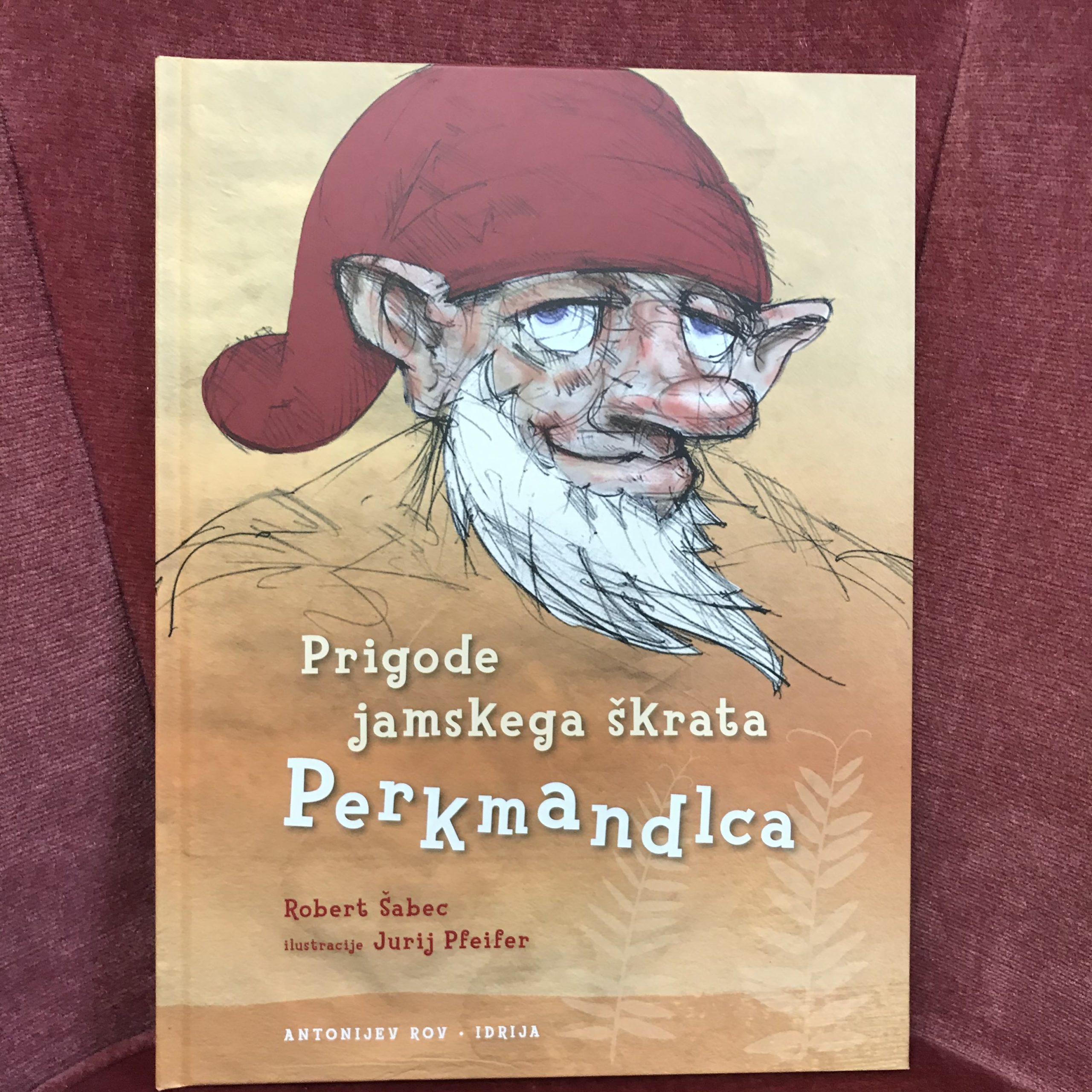 Prigode jamskega škrata Perkmandlca